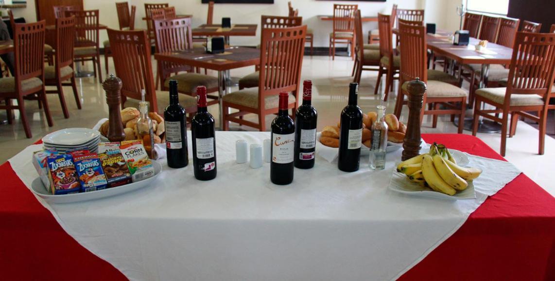 סלאיה Hotel Soleil Celaya מראה חיצוני תמונה