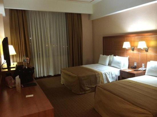 סלאיה Hotel Soleil Celaya מראה חיצוני תמונה